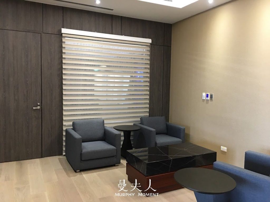 會議室窗簾推薦 橫式絲柔紗簾 兼顧隱私採光需求