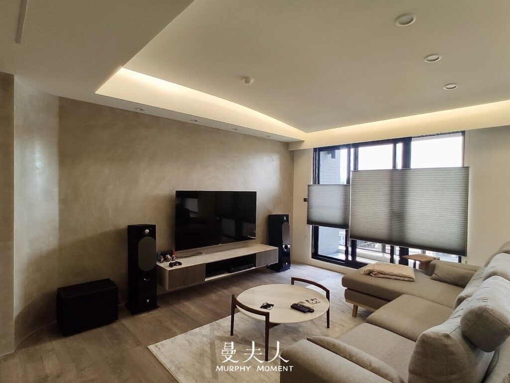 遮光窗簾 | 遮光窗簾怎麼選?挑選秘訣一次搞懂 4 客廳窗簾 風琴簾兼顧隱私保護與良好採光