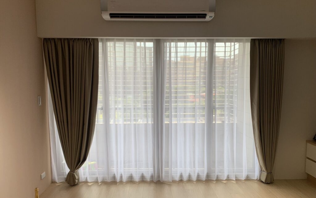 紗簾、遮光布簾